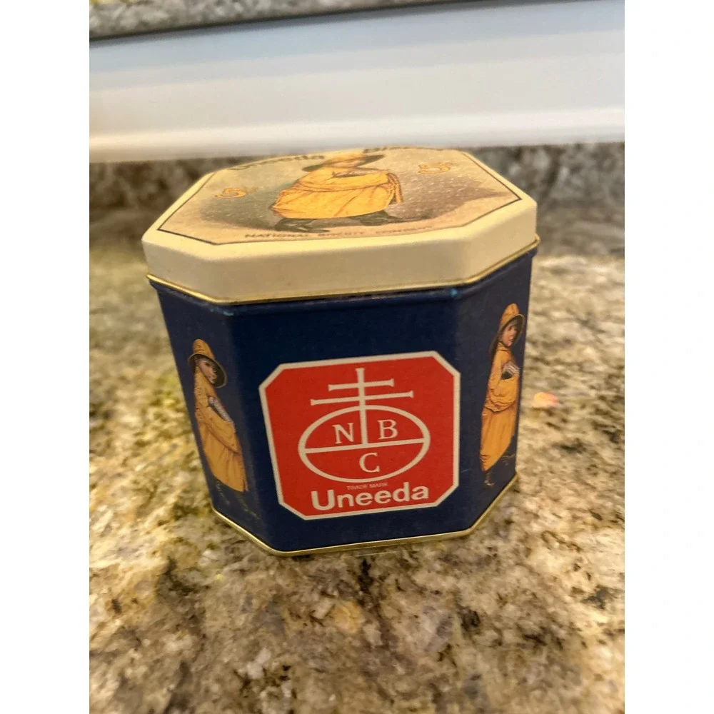 Vintage Uneeda Biscuit Tin National Biscuit Company Collectible‎ Octagon Storage